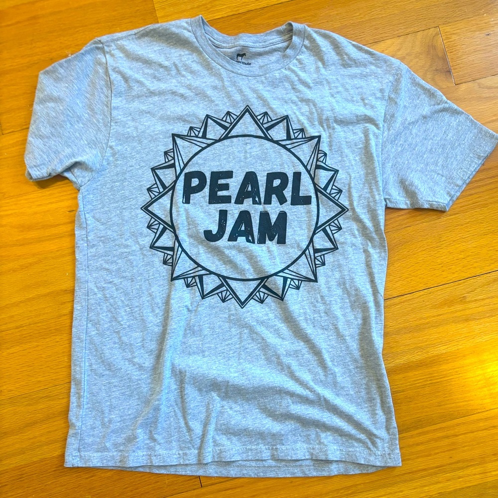 Pearl Jam t shirt size L